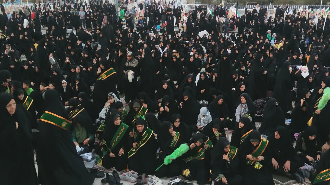 کاروان عزاداری «شمیم کرامت» در سوگ شهادت امام رضا (ع) در شهرضا به حرکت درآمد