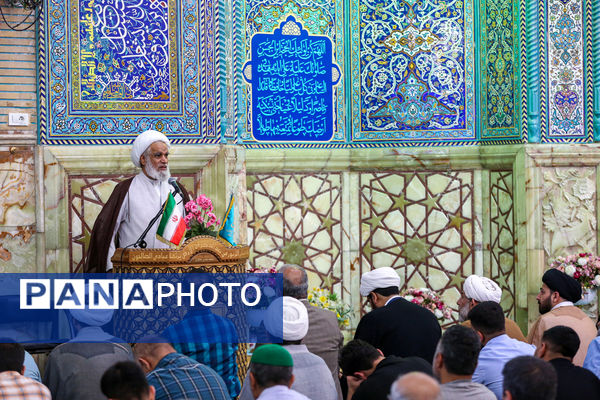 نماز عید قربان در مسجد مقدس جمکران