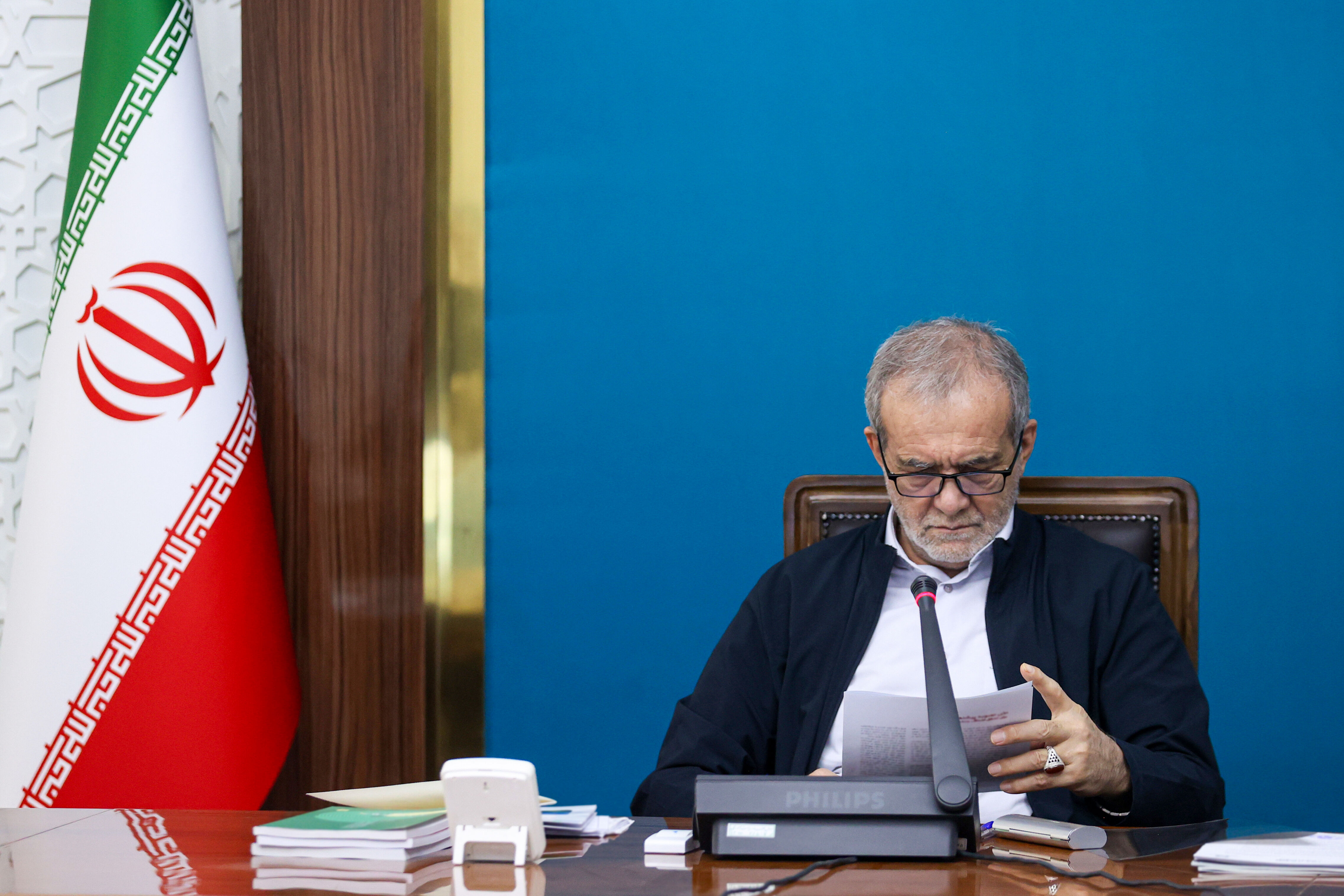 پزشکیان: دولت با همراهی مردم سخت‌ترین موانع را نیز از پیش رو برخواهد داشت