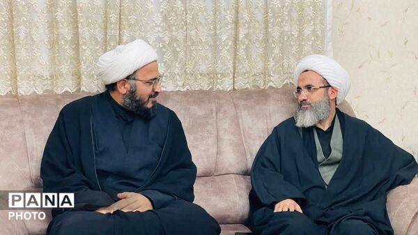 دیدار مسئولین شهرستان فردیس با جمعی از خانواده معظم شهدا
