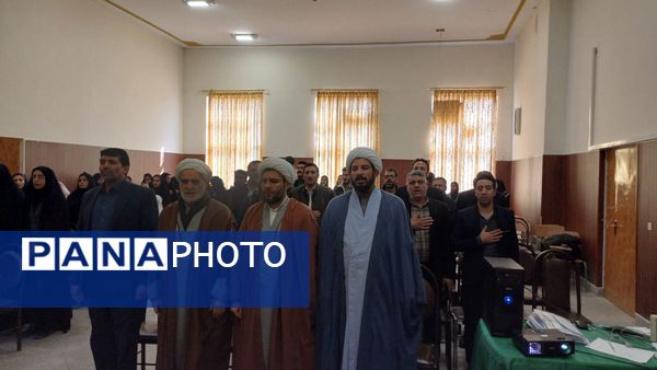 مراسم تقدیر از مربیان پرورشی شهرستان کمیجان