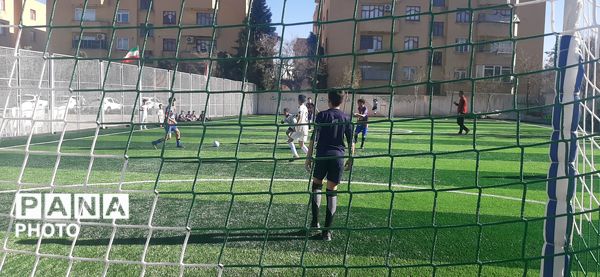 افتتاحیه زمین چمن در دبستان پسرانه گلستان ناحیه ۷ آموزش و پرورش مشهد مقدس 