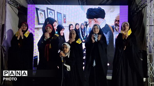 پنجاه‌ودومین موج حضور فرهنگیان و دانش‌آموزان استان البرز در اجتماعات مردمی