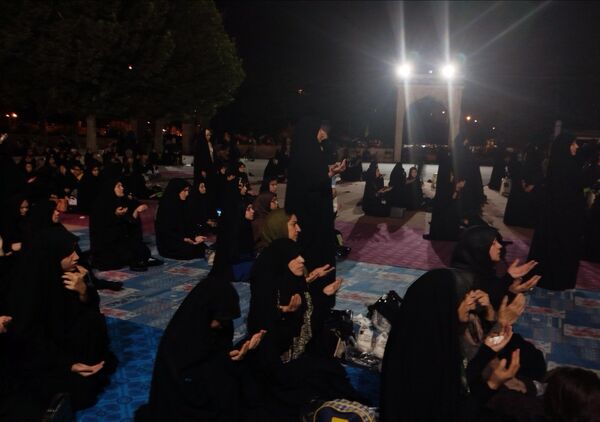 مراسم عزاداری سیدالشهدا در کنار مزار شهدای گمنام نیشابور