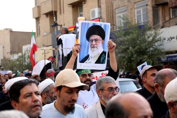 اعلام انزجار مردم قم از یاوه گویی‌های استکبار جهانی با راهپیمایی «عهد خون»
