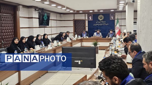 نشست تخصصی پرورشی  گلستان با قائم مقام سازمان دانش‌آموزی