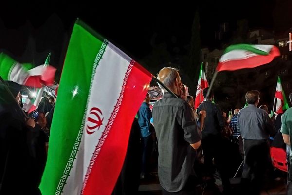 مهندس مؤمن؛ روایتی از زندگی شهید علیرضا زهدی از نگاه همسرش