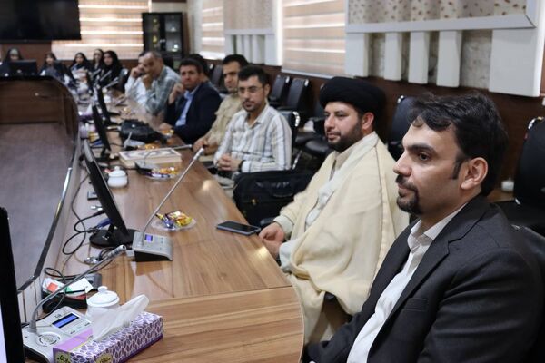 تجلیل از ۴۰ معلم برگزیده قرآن و عترت منطقه ۱۴ تهران در جشن باشکوه غدیر