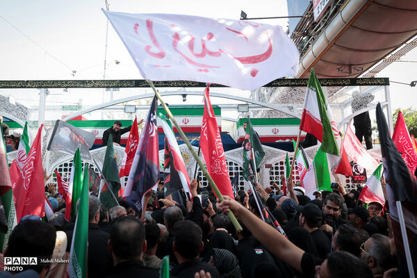 مراسم تشییع پیکر مطهر رهبر شهید انقلاب در تهران - 3