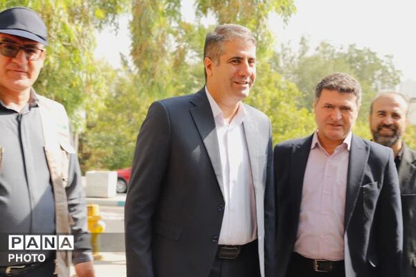 نقش‌آفرینی مناطق ۱۹گانه در افتتاحیه پایگاه‌های تابستانی دانش‌آموزان تهران