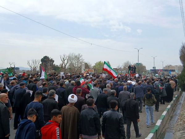 حضور پرشور مردم همیشه در صحنه محمدشهر در راهپیمایی روز قدس 
