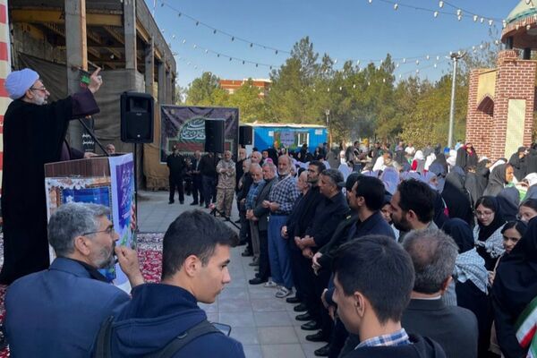 یوم الله در خاورشهر