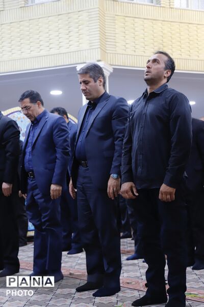 هم‌نوایی جامعه فرهنگیان تهران در سوگ رهبر شهید