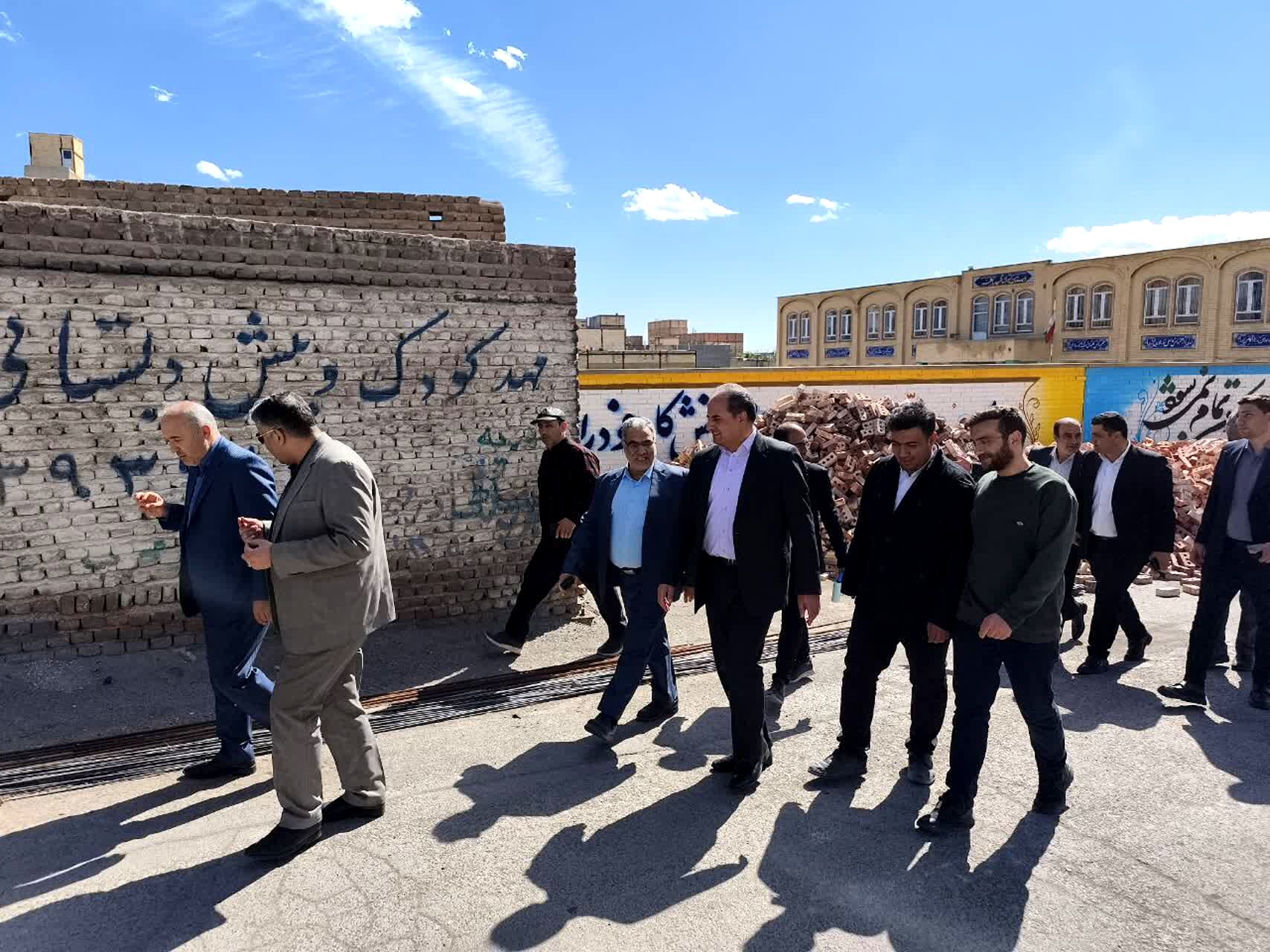 بازدید میدانی مدیرکل آموزش و پرورش آذربایجان شرقی از قطب صنعتی سردرود