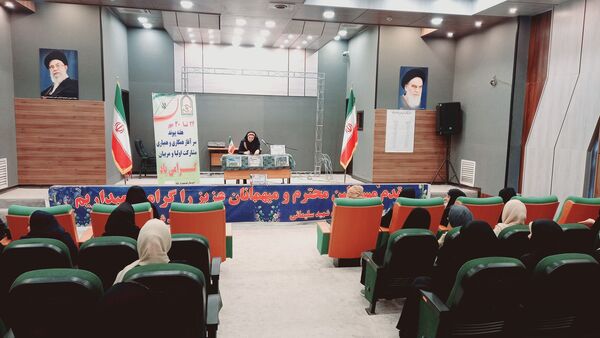 انتخابات انجمن اولیا و مربیان دبیرستان فرزانگان شهرستان ملارد