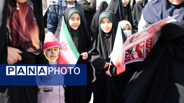 حس و حال نوجوانان در جشن چهل و ششمین سالگرد پیروزی انقلاب اسلامی 