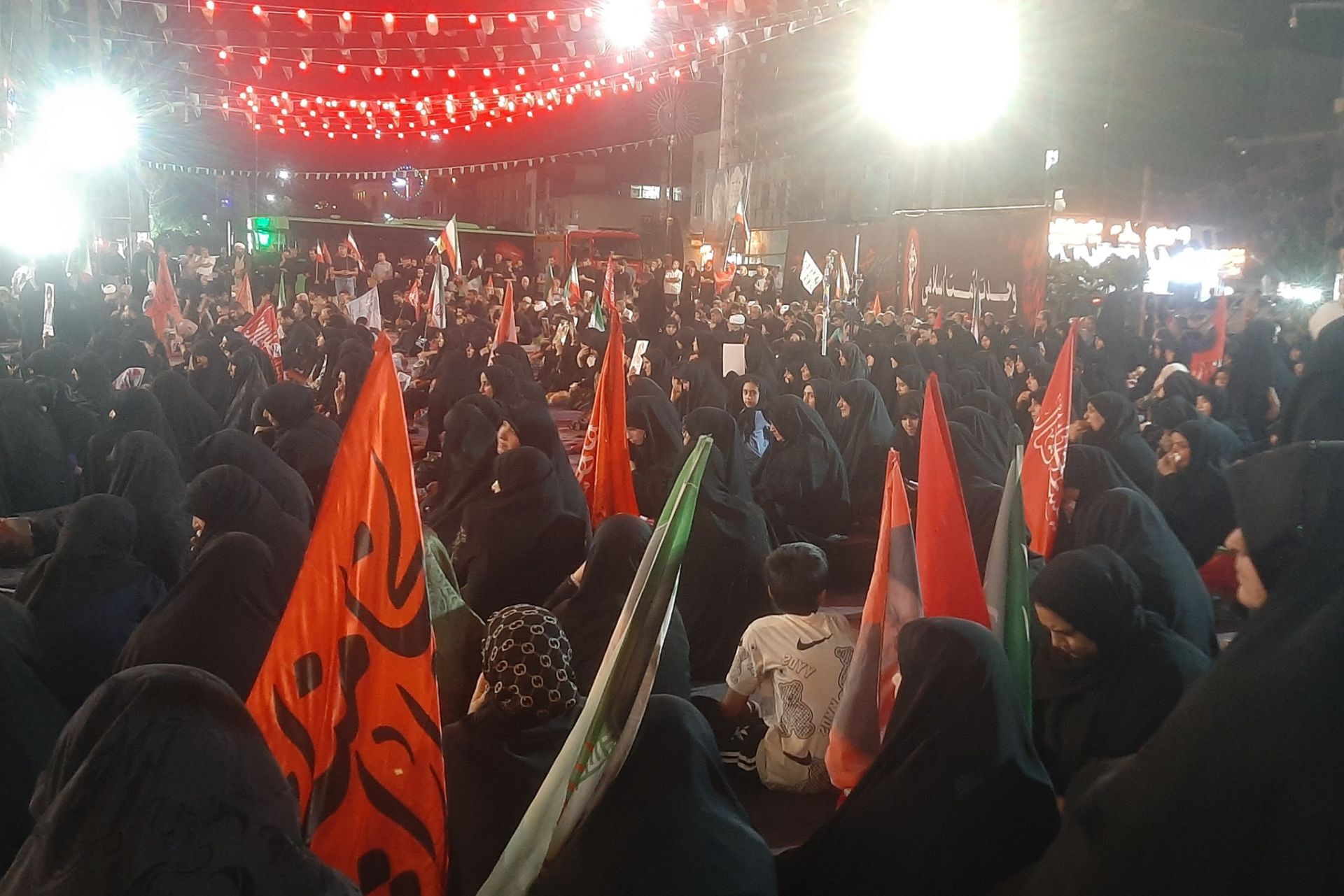 موج صد و سی و دومین شب از حضور امت مبعوث شده در میدان