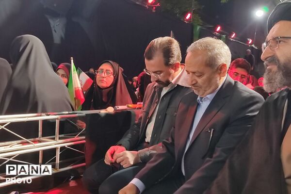 اجتماع فرهنگیان میهن دوست در خیابان کشوردوست