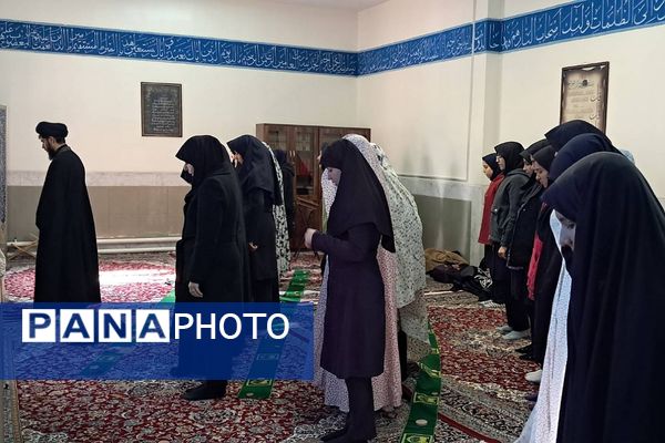 بازدید سرگروه کیفیت بخشی فعالیت‌های پرورشی از مدارس ناحیه 2 شهرری 