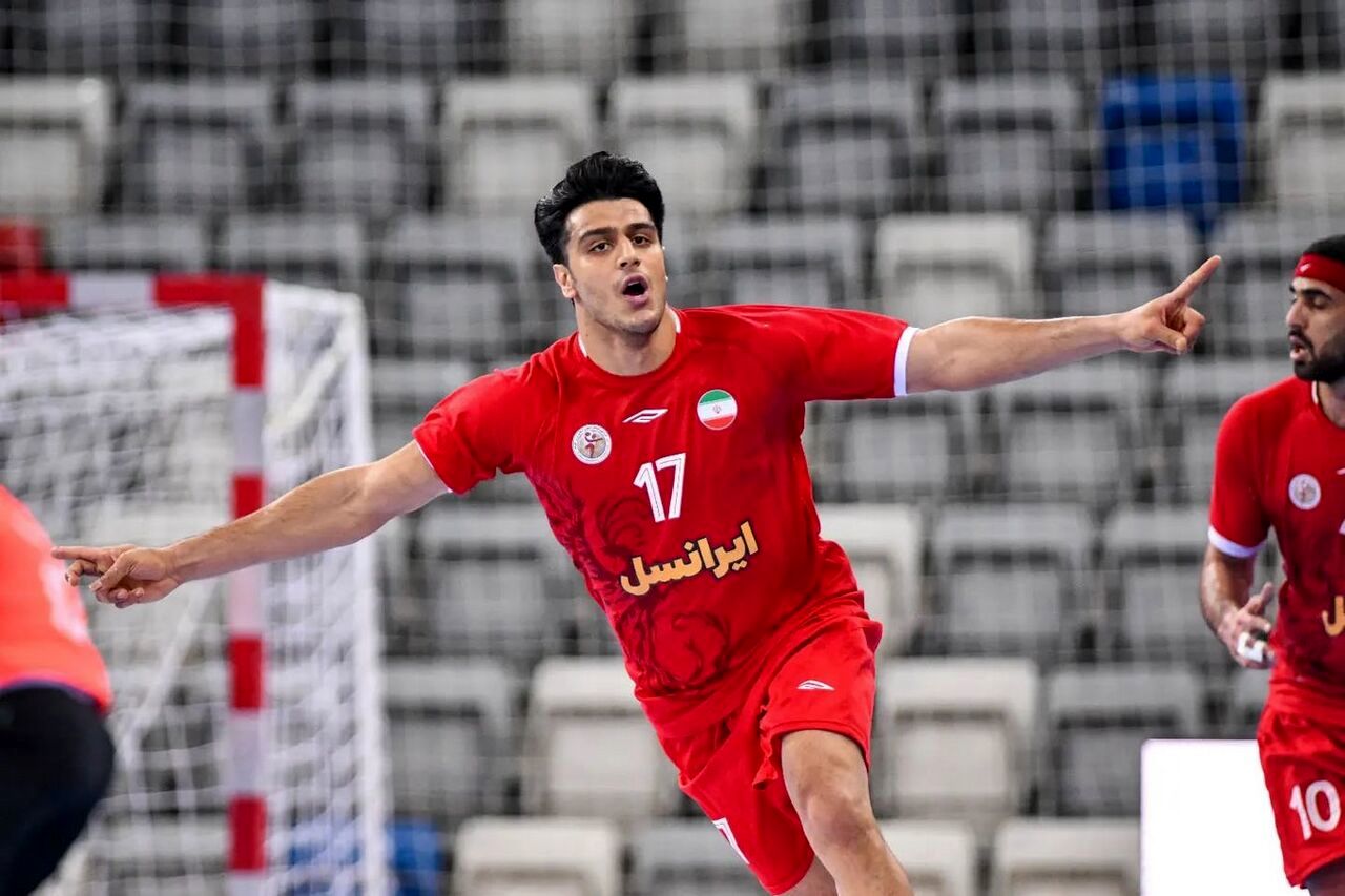 برخورد هندبالیست‌های ایران به دیوار چین