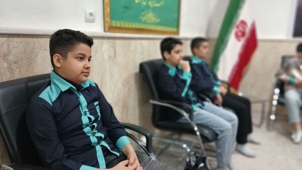 تقدیر از دانش‌آموزان دبستان سعادت بابت حضور فعال در نماز جمعه محمدشهر کرج