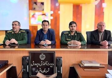نشست بصیرتی و جلسه کمیته پشتیبانی دهه مبارک فجر در باشت
