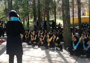 اردوی دانش‌آموزی پیشتازان شهرستان زرقان