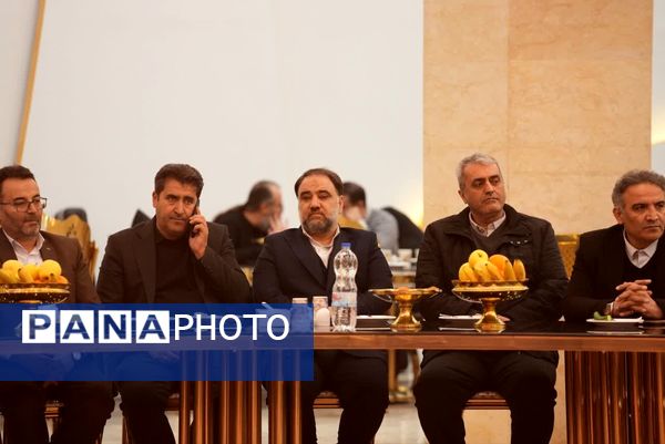 آیین تجلیل از قهرمانان ورزشی و علمی کمالشهر کرج