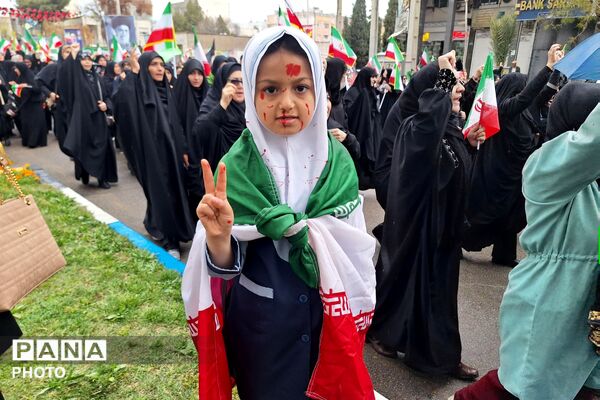 راهپیمایی روز قدس و تشییع شهید اقتدار در مرودشت