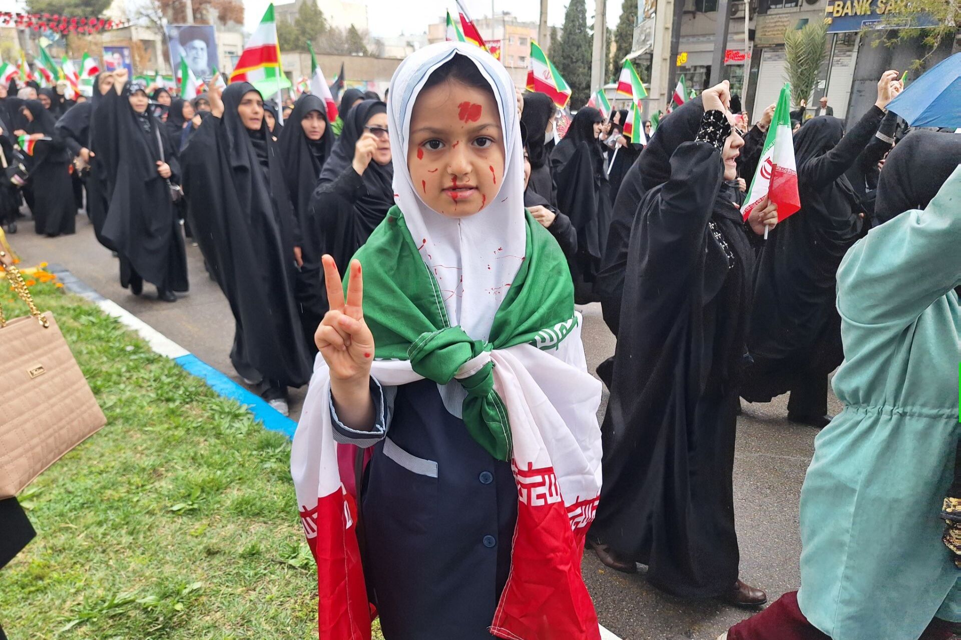 راهپیمایی روز قدس و تشییع شهید اقتدار در مرودشت