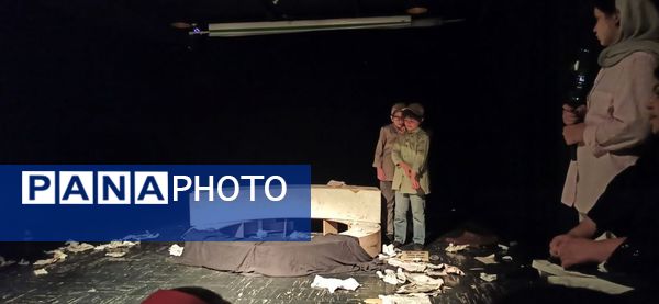 نمایش «گلدسته‌ها و فلک» در تبریز