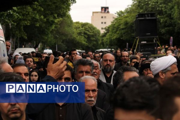 مراسم تشییع شهدای خدمت در تبریز 