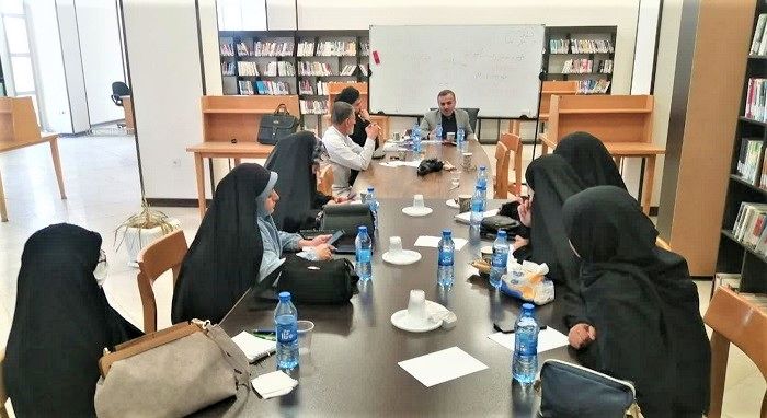 کارگاه آموزش داستان‌نویسی در موزه دفاع مقدس قم برگزار شد