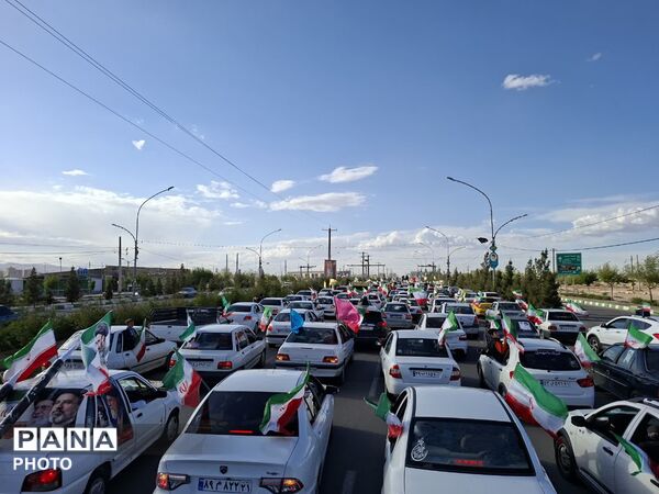 کاروان خودرویی روستاییان قم