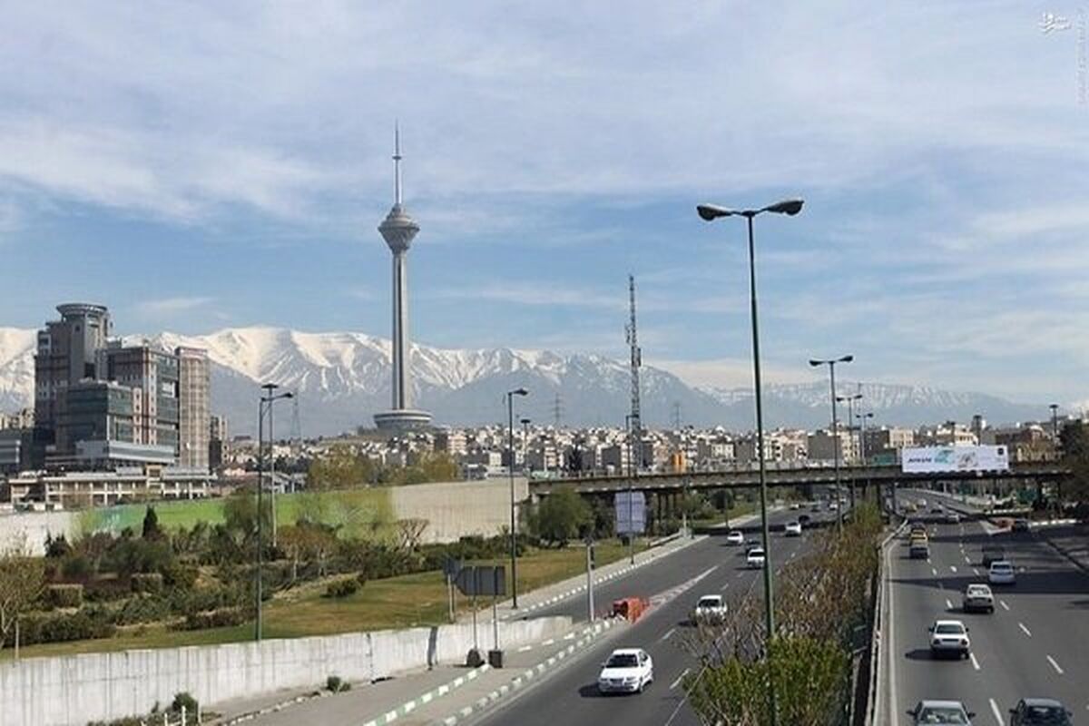 ترافیک روان در اکثر معابر و بزرگراه‌های پایتخت