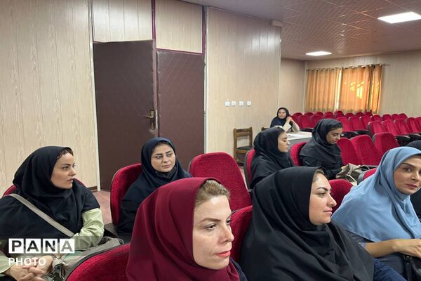 آیین گرامیداشت هفته تربیت‌بدنی در آموزش و پرورش ملارد 