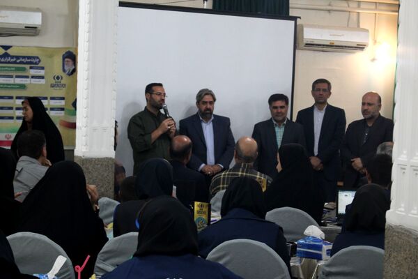 آیین تجلیل از طلایه‌داران پانایی خبر در همدان 