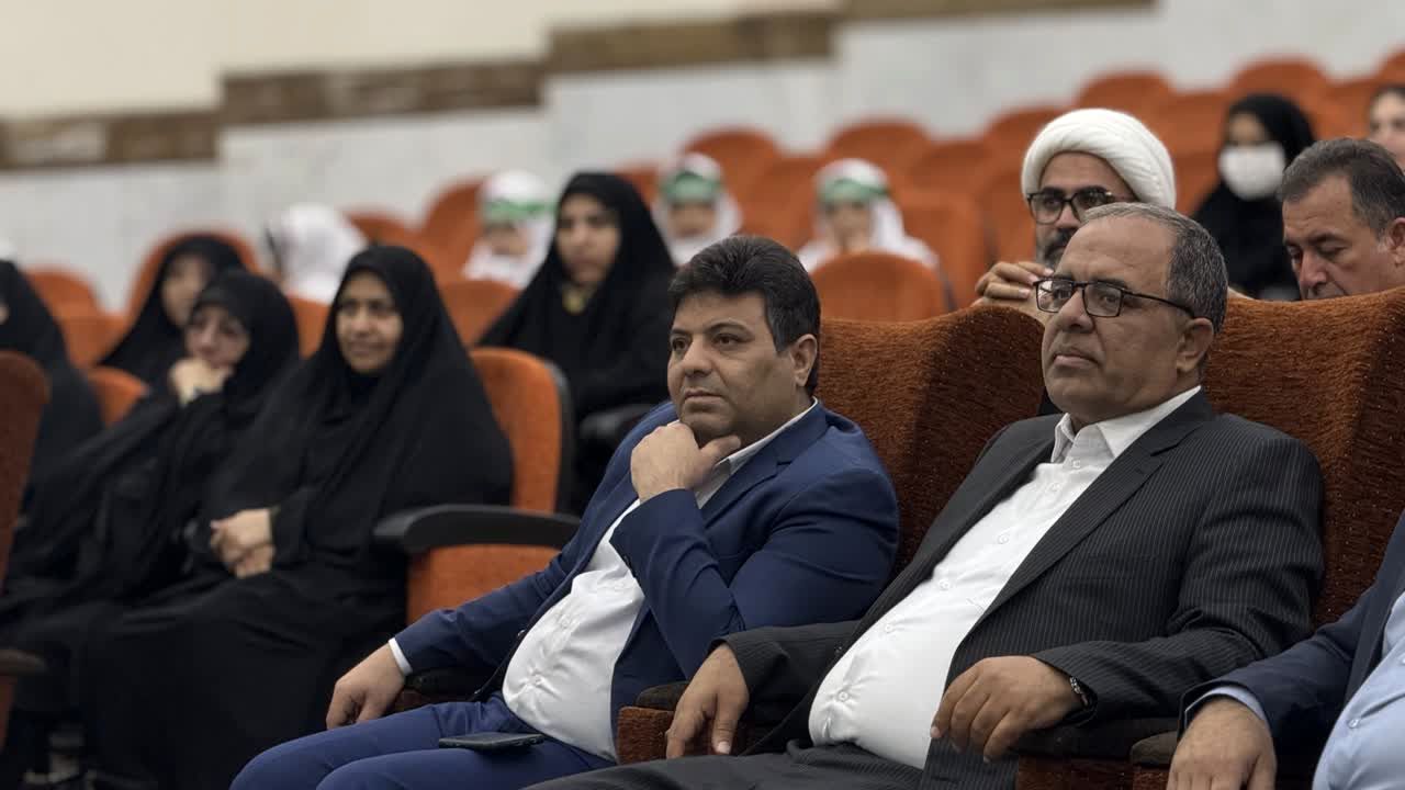 یادواره شهید دانش‌آموز اسکندر پولادی در بوشهر برگزار شد