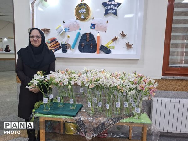 تقدیر از سفیران برتر سلامت ناحیه ۶ 
