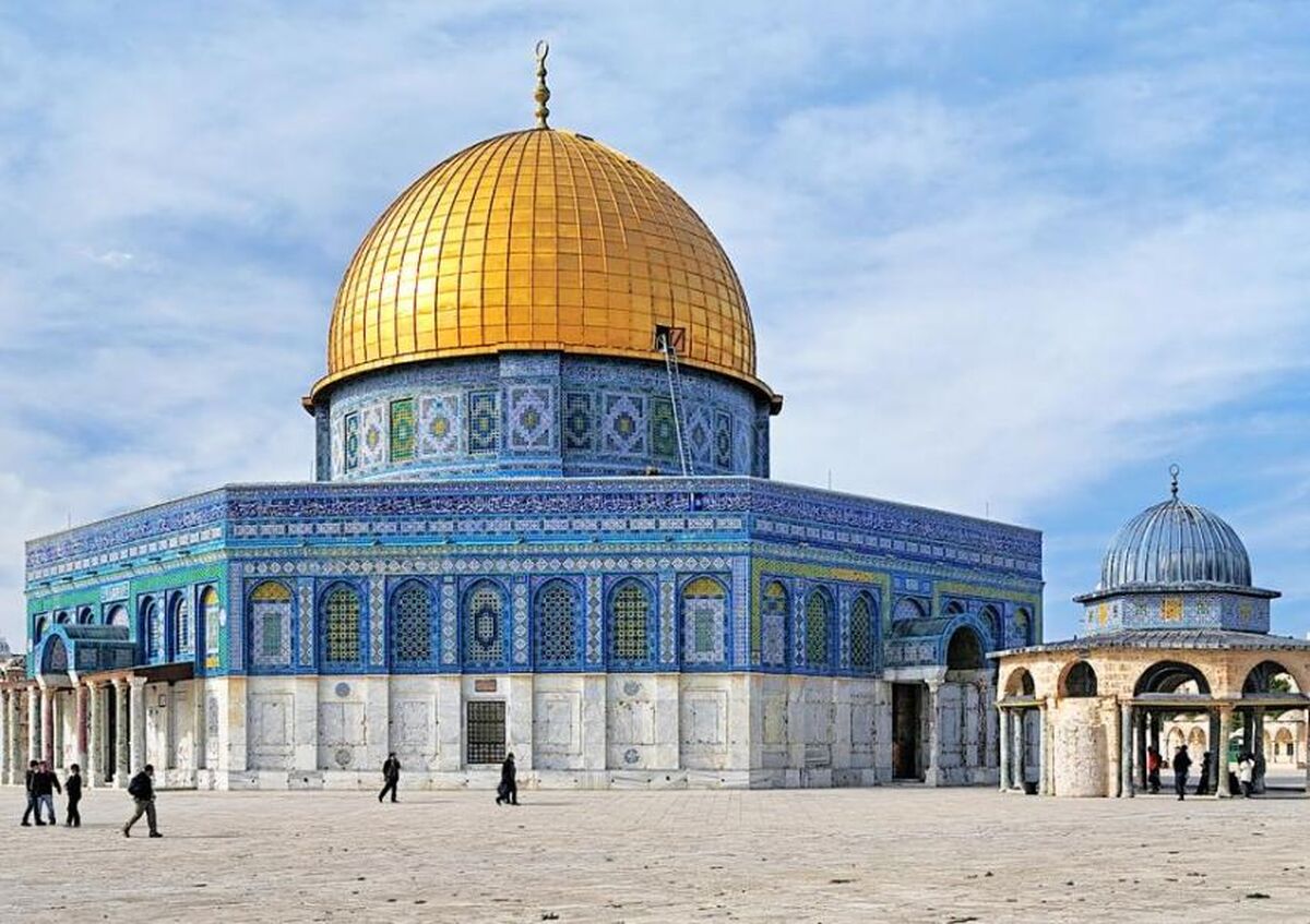 مسجدالاقصی در حصار نیروهای اشغالگر قدس است
