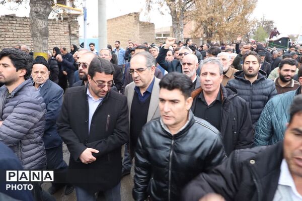 تشییع با شکوه چهار شهید وطن از دیار مرند با حضور مدیرکل آموزش و پرورش آذربایجان شرقی 