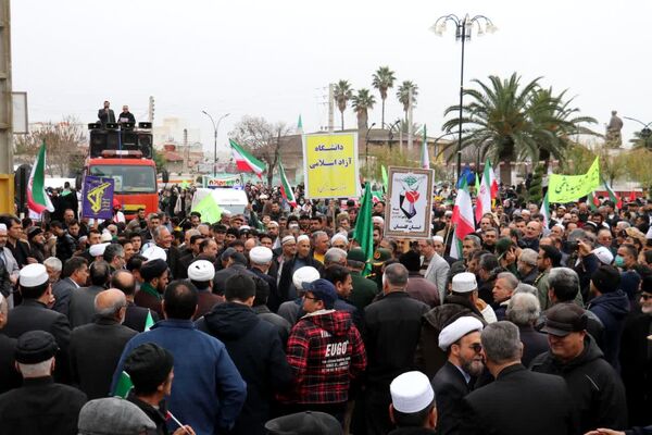 بندر ترکمن یکصدا با انقلاب؛ حماسه حضور در ۲۲ بهمن