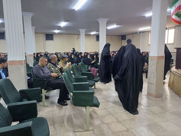 کارگاه آموزشی مربیان تشکل پیشتازان سازمان دانش‌آموزی ناحیه 2 کرج و شهرستان فردیس