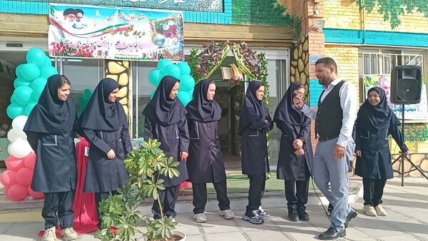 شادی و امید در جشن جوانه ها