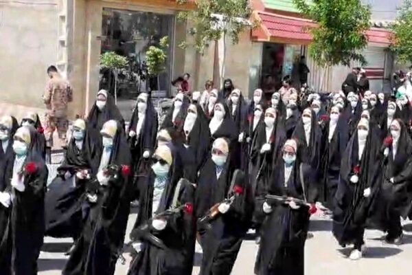 رزمایش بانوان جانفدای ایران در شهر آوه