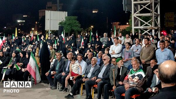 تجدید بیعت با رهبر و آرمان‌های انقلاب در خرم آباد