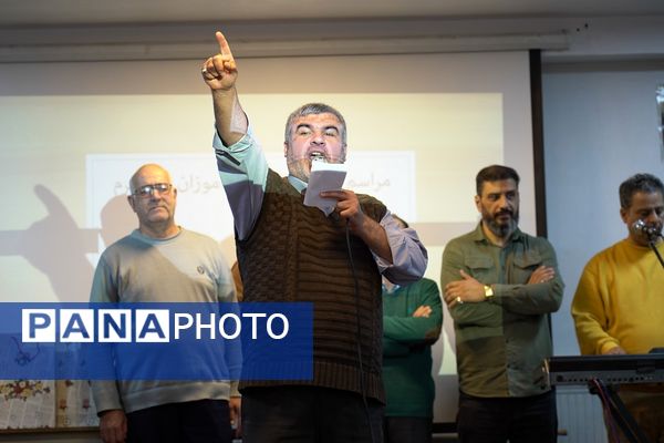 جشن پیروز انقلاب در دبیرستان تهرانی باقرشهر 