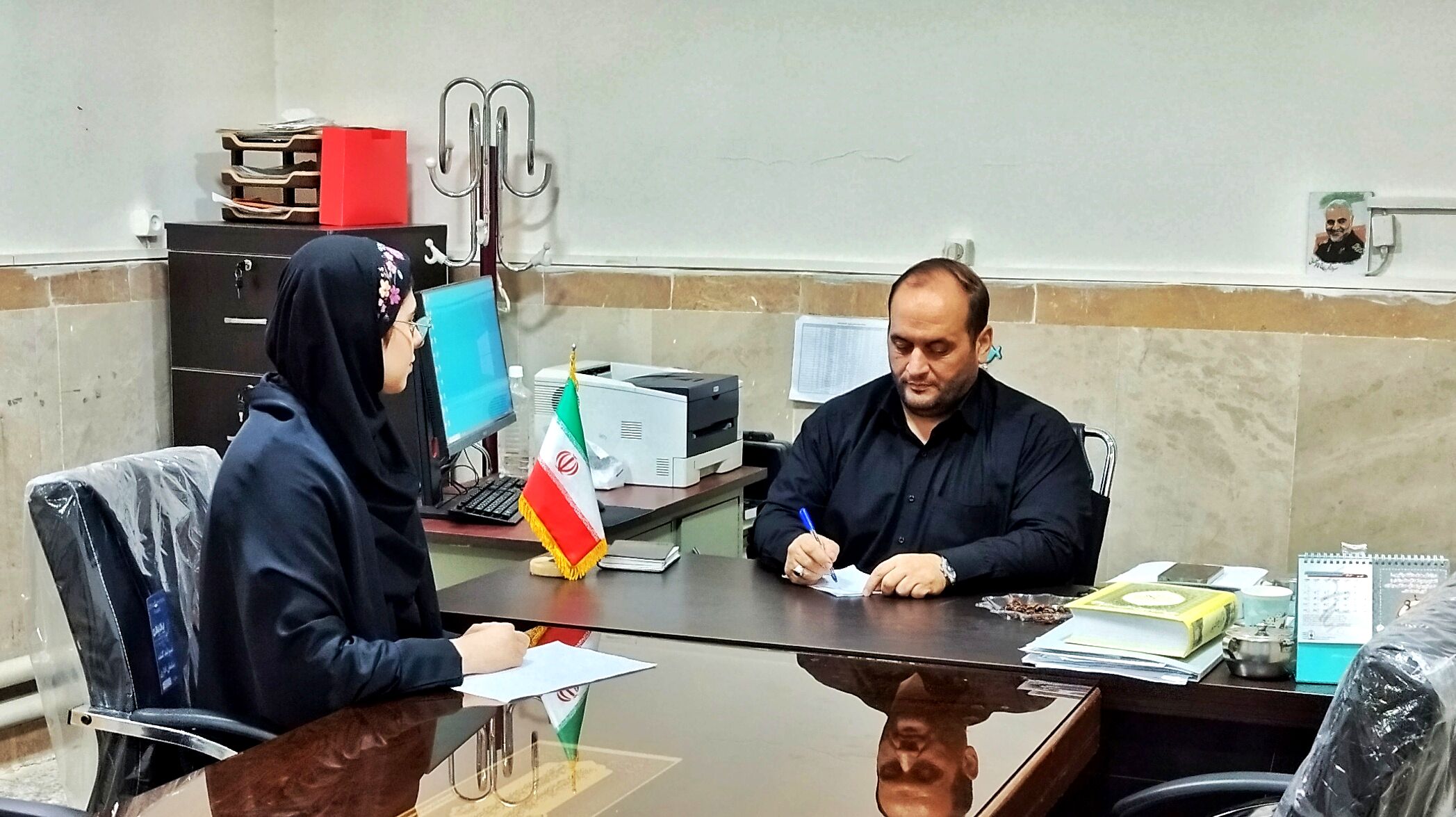 یاد و راه شهدا همواره چراغ نسل جدید است