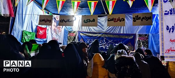 بلوار فضل، صحنه عشق و ارادت ملت به رهبر در شبی دیگر