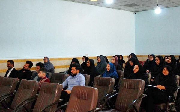 نشست تخصصی شورای آموزگاران قطب ۱ شهر قیامدشت 